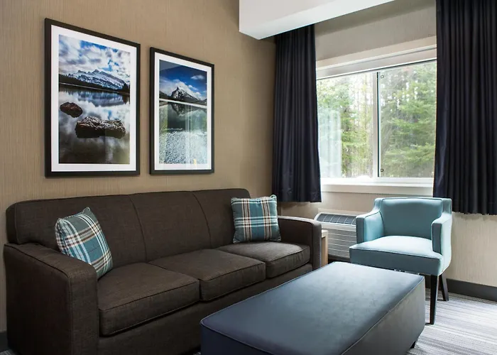 Mountaineer Lodge