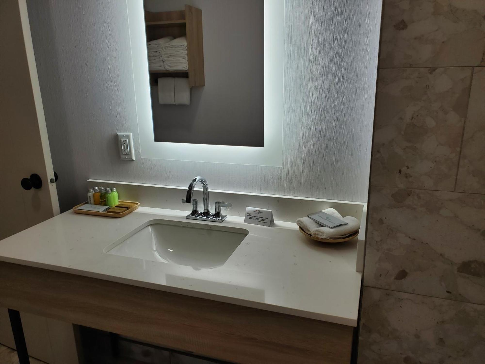Mountaineer Hotel 3*