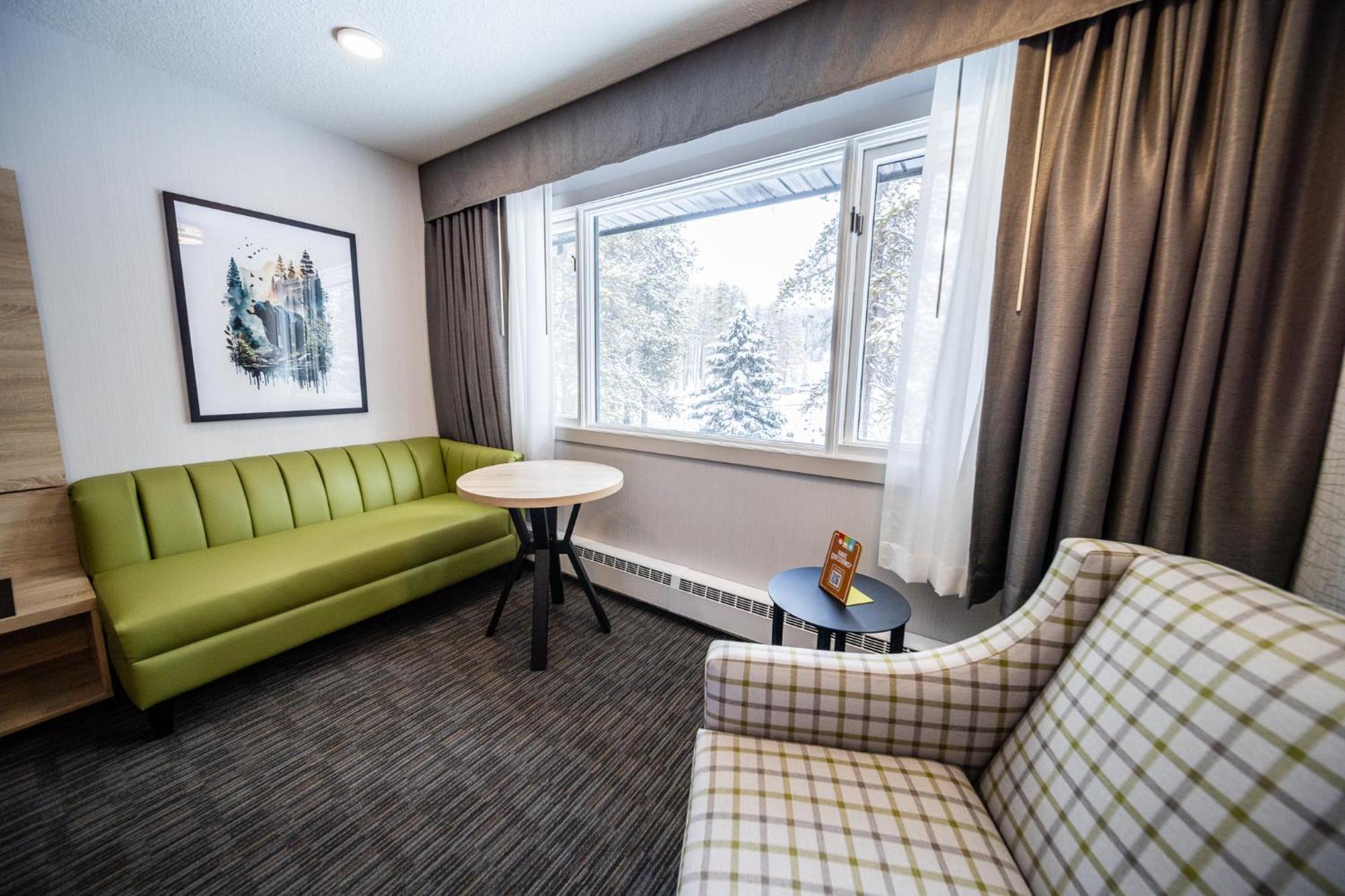 Mountaineer 3* Lake Louise