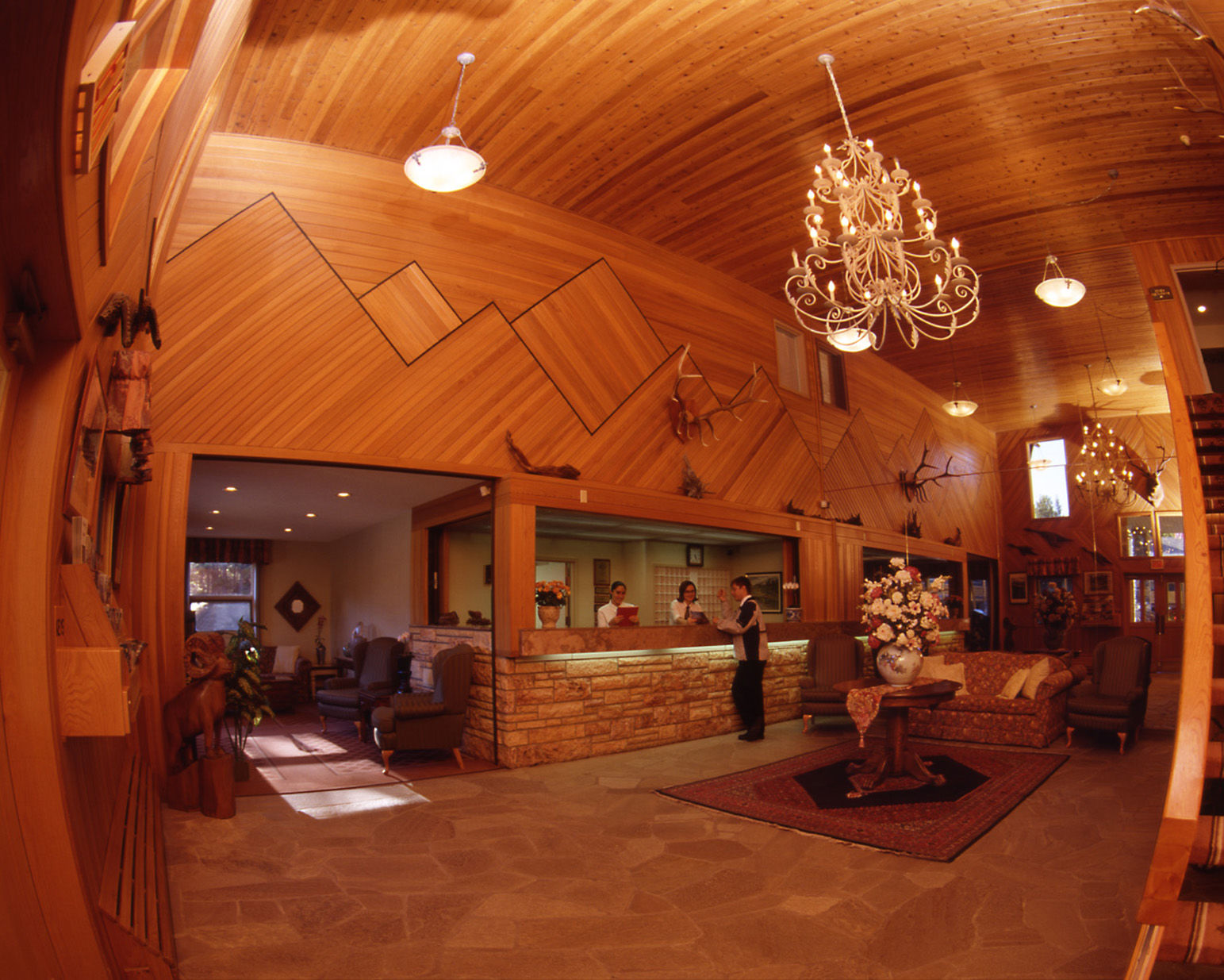 Mountaineer Hotel Lake Louise